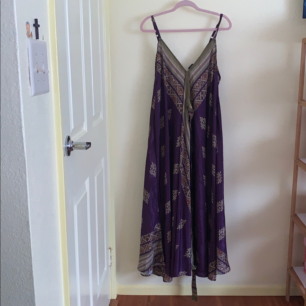 NWT ADVANCE APPAREL Elegant Purple and Gold Women's Dress